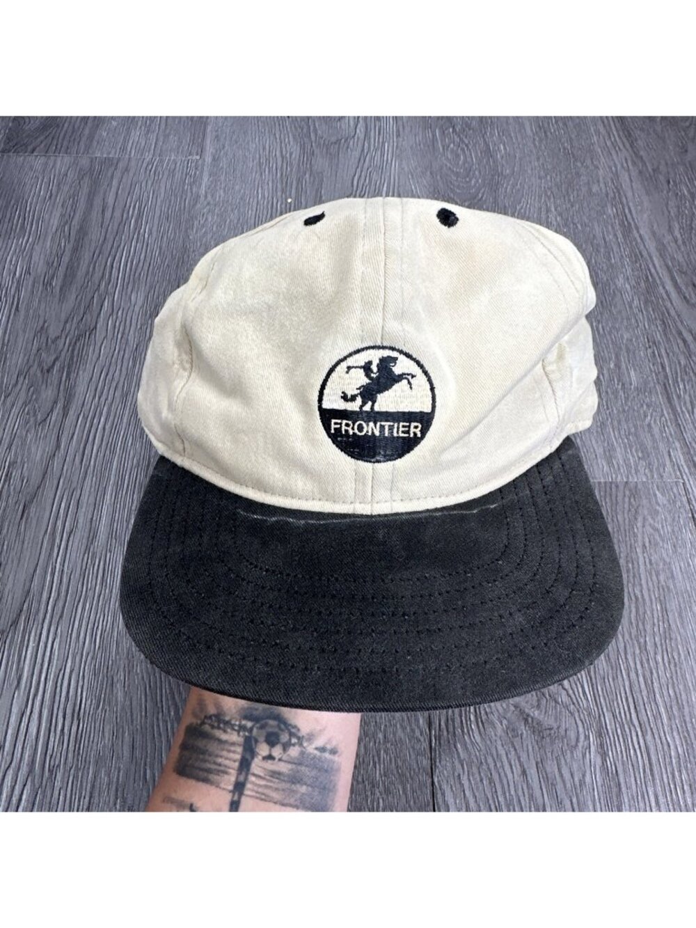 Vintage Frontier Horseman Leather Strap back Fleece Dome Hat La Mode Du Golf USA
